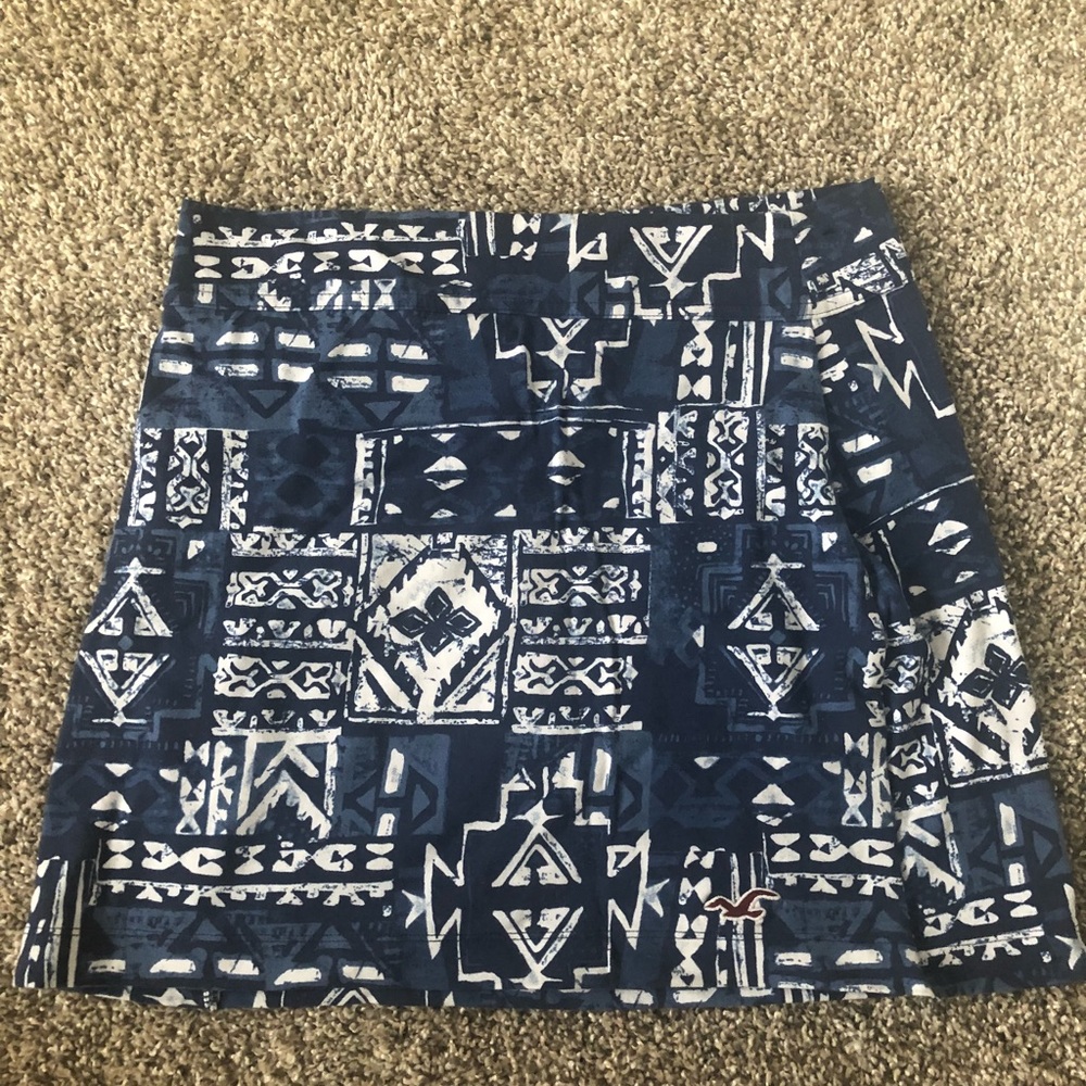 Hollister mini skirt